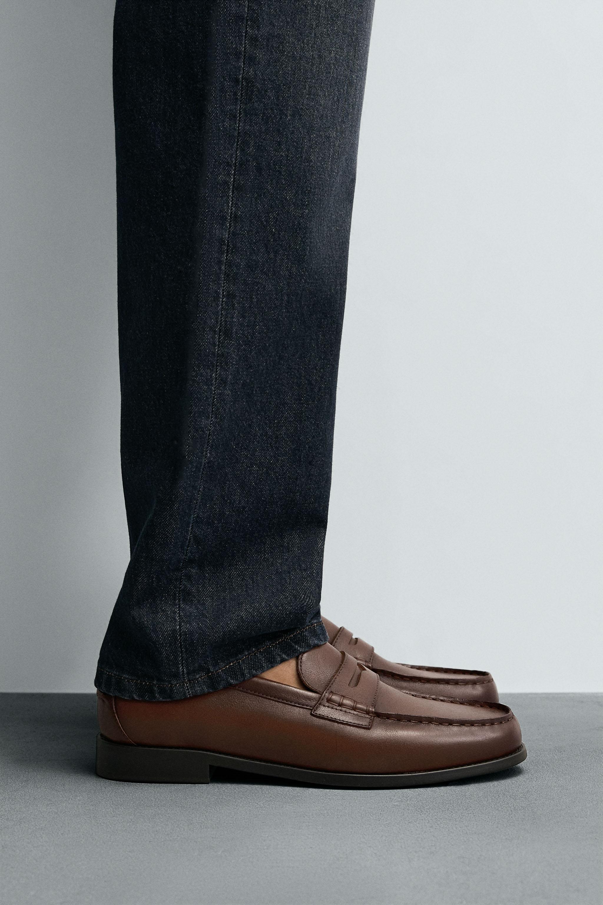 MOCASSINS EN CUIR À MASQUE